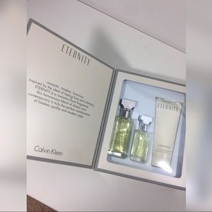 SOLD L Calvin Klein Eternity Perfume Set